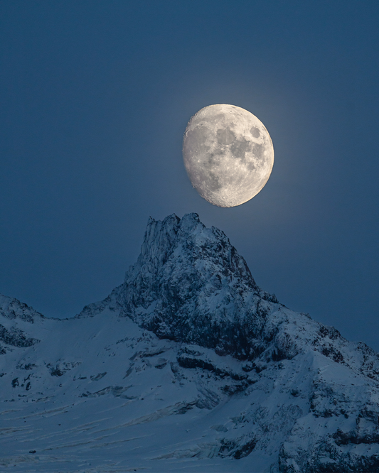 Wy'east Full Moon